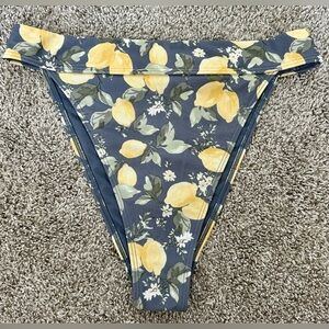 Abercrombie & Fitch Bottom Bikini Lemon Size Medium